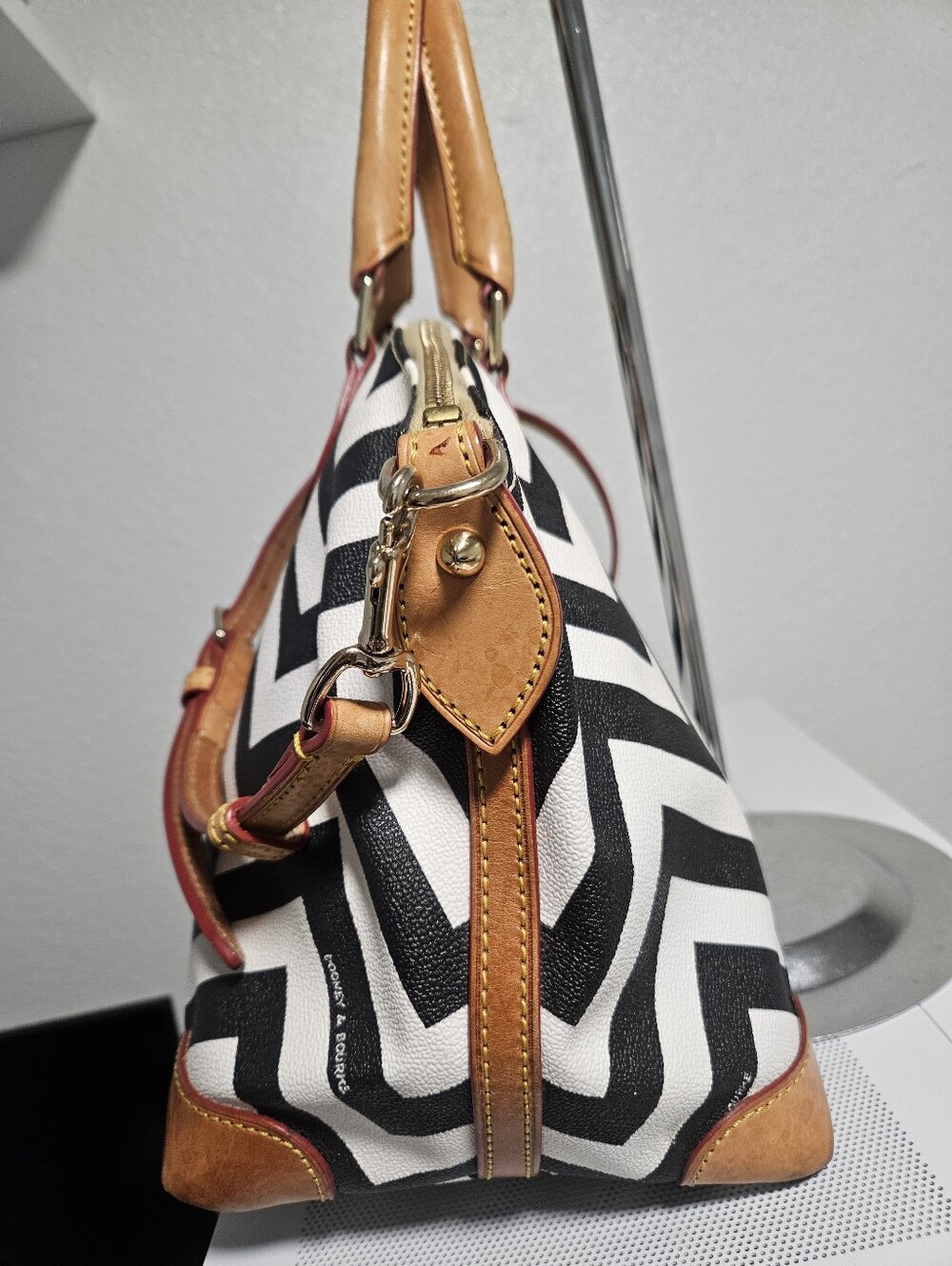 Dooney & Bourke Women's Chevron Geena Satchel Bag - Picture 4 of 14